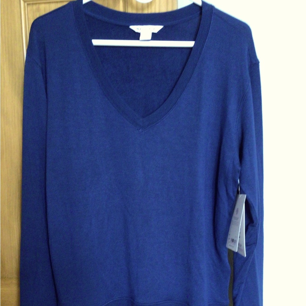 Athleta Sunrise V Neck Sweatshirt M Enchanted Blue Medium New NWT Long Sleeve